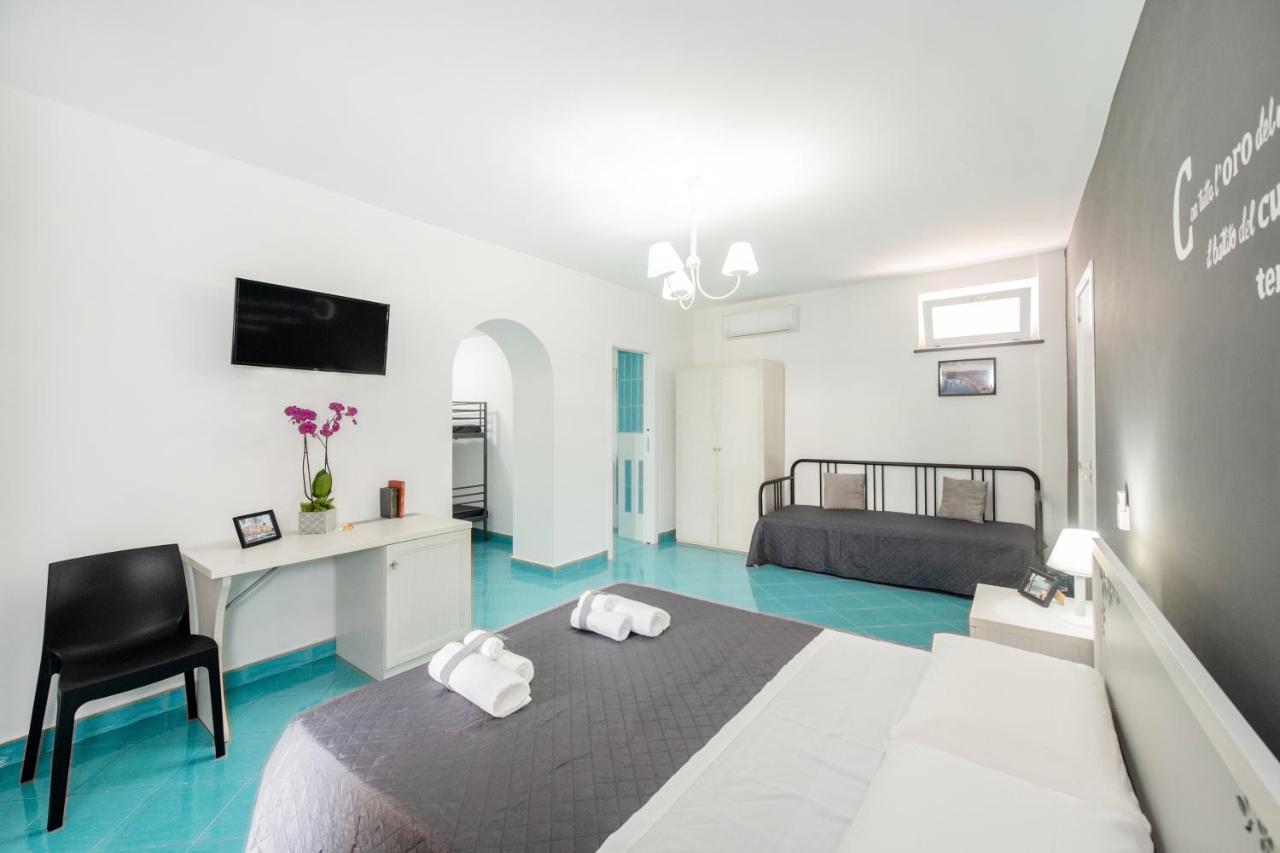 La Casa Del Pozzo Vecchio Bed & Breakfast Procida Luaran gambar