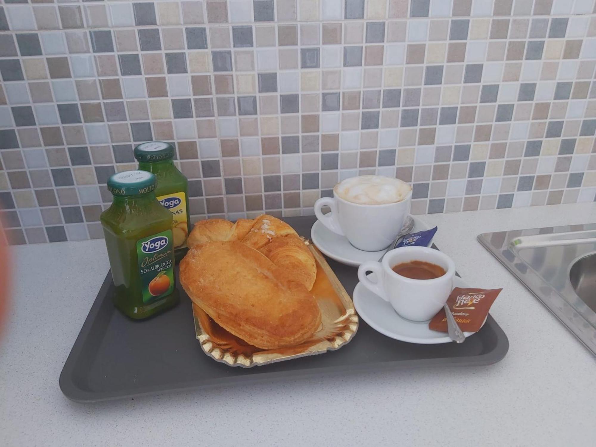 La Casa Del Pozzo Vecchio Bed & Breakfast Procida Luaran gambar
